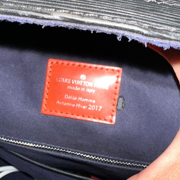 Louis Vuitton Christopher Backpack Eli - Picture 3 of 3